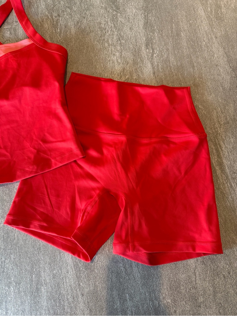 SET Active Luxform Studio Tank & Lux Shorts in Maraschino - Picture 5 of 8